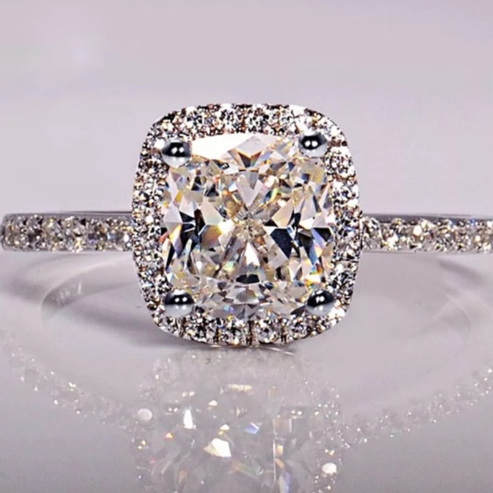 NEW Silver Sparkling Diamond Rectangular Halo Ring - Picture 3 of 4